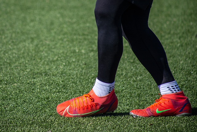 世界铁人三项赛事 2选手跑步时猝死.